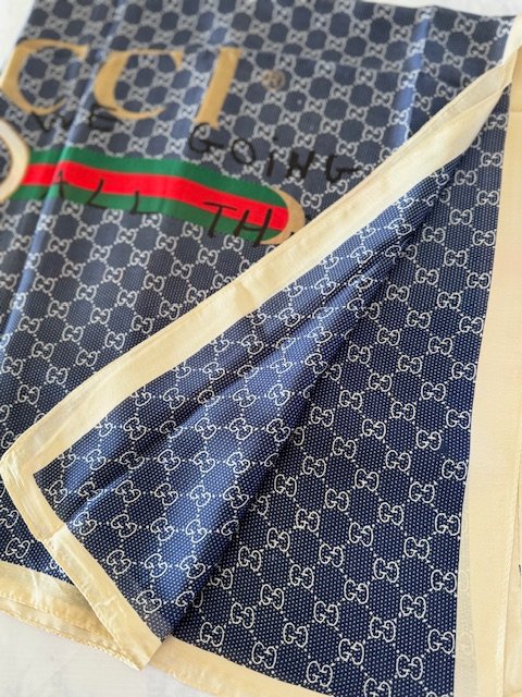 Pashmina Gucci