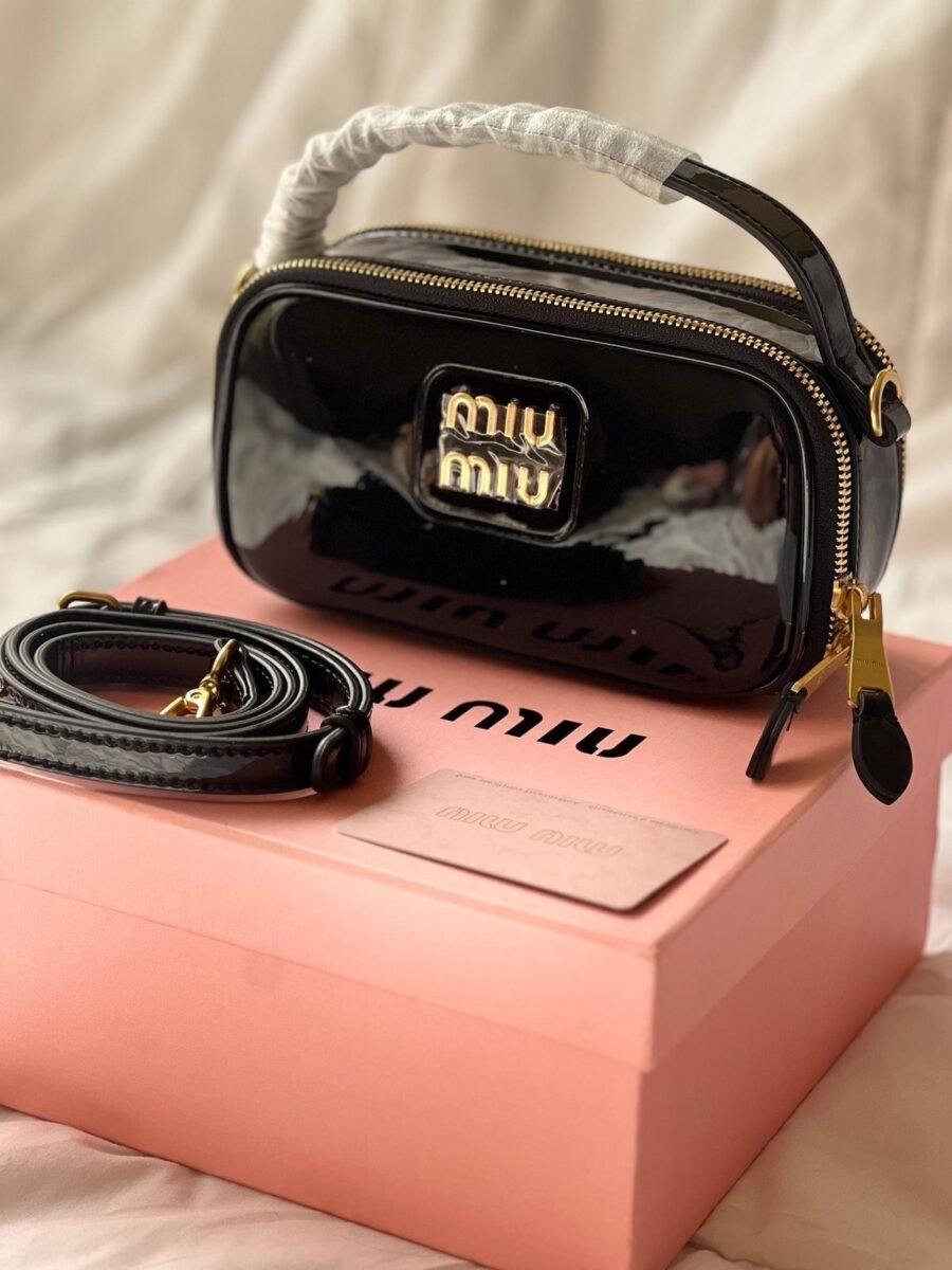 Cartera Miu Miu glossy