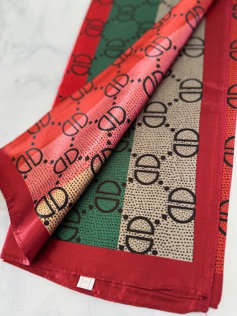 Pashmina Gucci