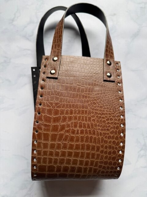 Pieza de cuero - Cartera Rose (suela print)