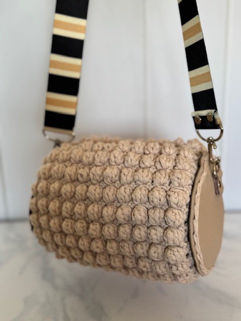 Guia de tejido – Bandolera Caramelo