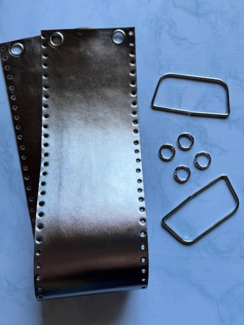 Kit Alexander - peltre brilloso