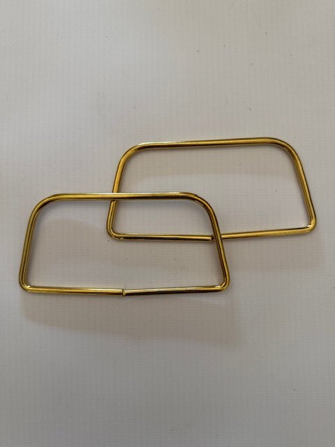 Par de Manijas - trapecio - doradas