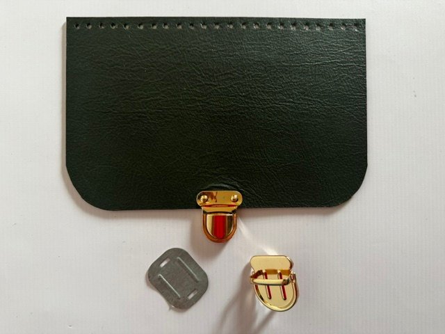 Tapa 15,5 x 24 CM