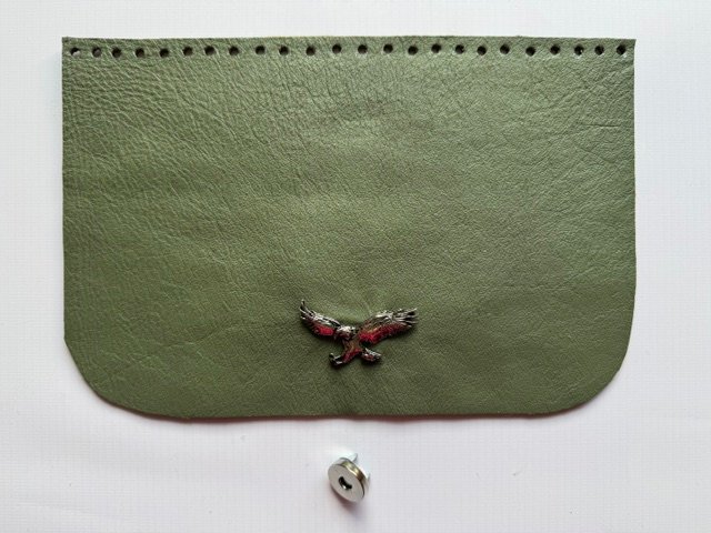 Tapa de cuero (15,5 x 24cm)