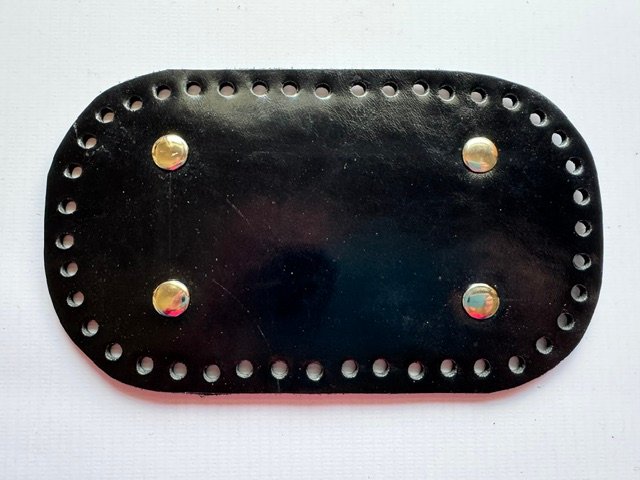 Base de cuero (10,5 x 18,5 cm)