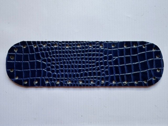 Base de cuero (6 x 21 cm)