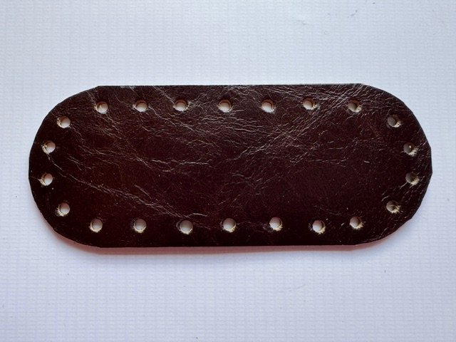 Base de cuero (5,5 x 14 cm)