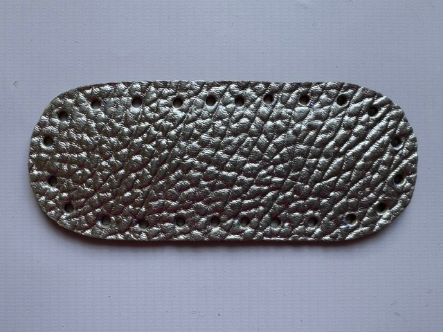 Base de cuero (6 x 15 cm)